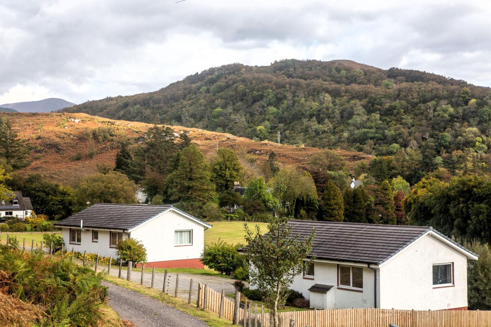 Ash, Birch And Rowan Self Catering Cabins Onich Exterior photo