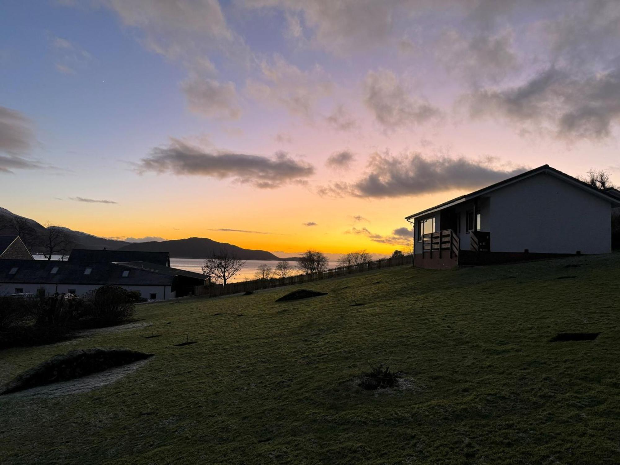 Ash, Birch And Rowan Self Catering Cabins Onich Exterior photo